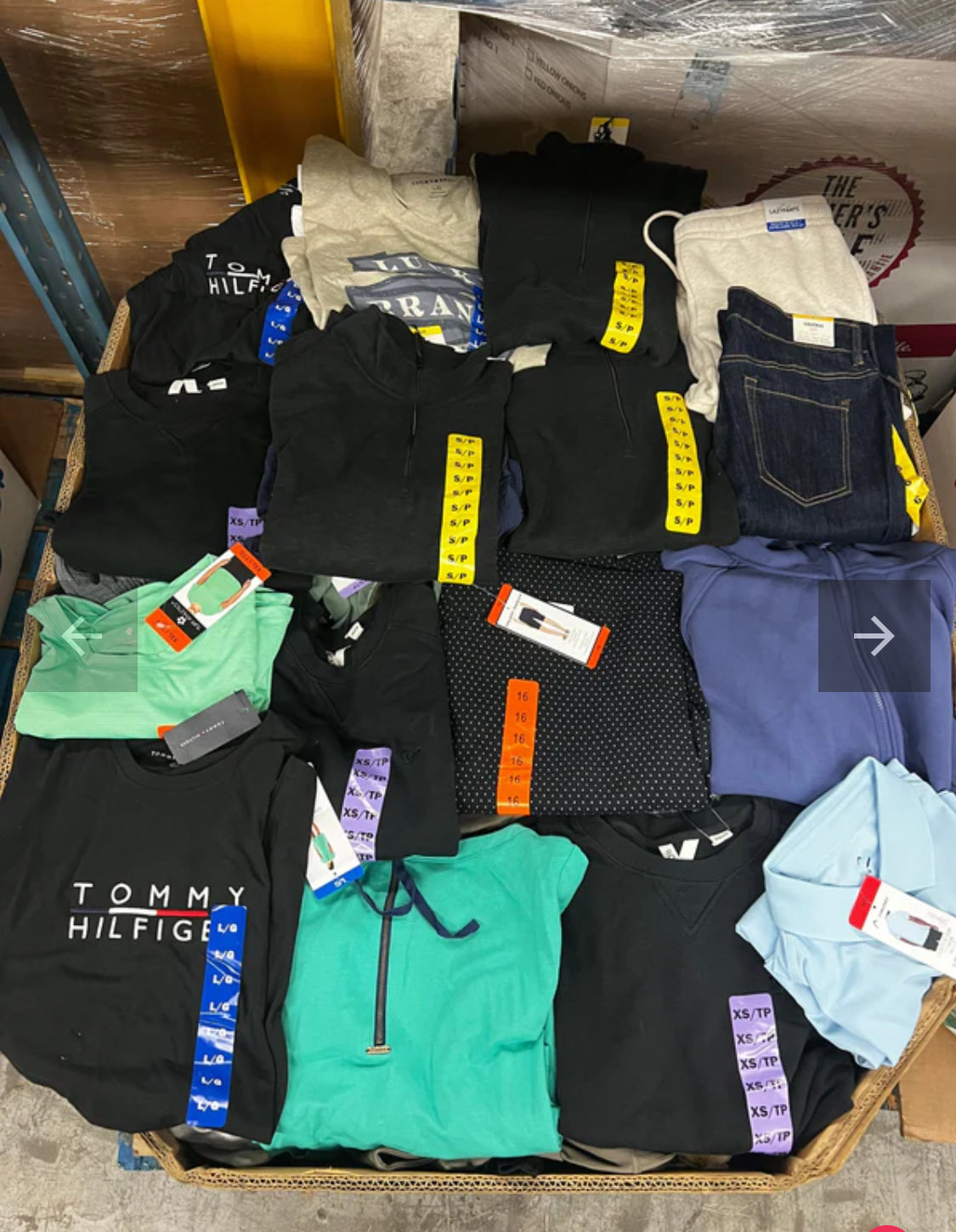 Sample Pack/Échantillon de vêtements  5 Pieces